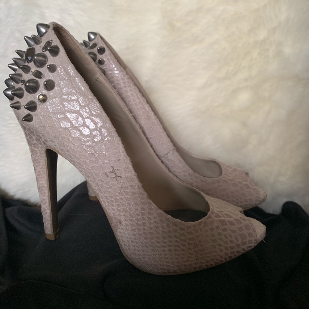 Simply Vera Wang Studded High Heels